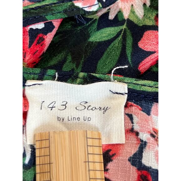 143 Story by Lineup High Neck Floral Top Women's Size L Black Pink Feminine Boho - Picture 4 of 9